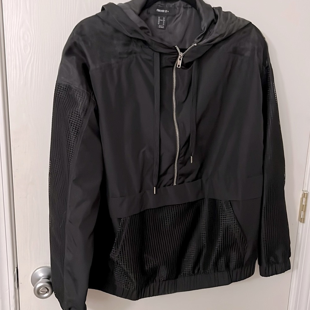 Forever 21 windbreaker – Black, size XL
